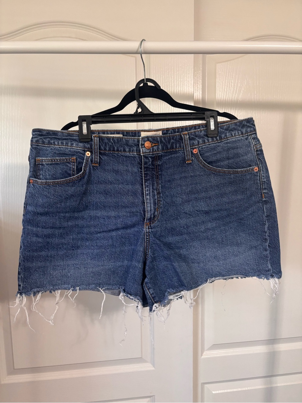 Universal Thread Distressed Dark Blue Denim Cutoff Shorts